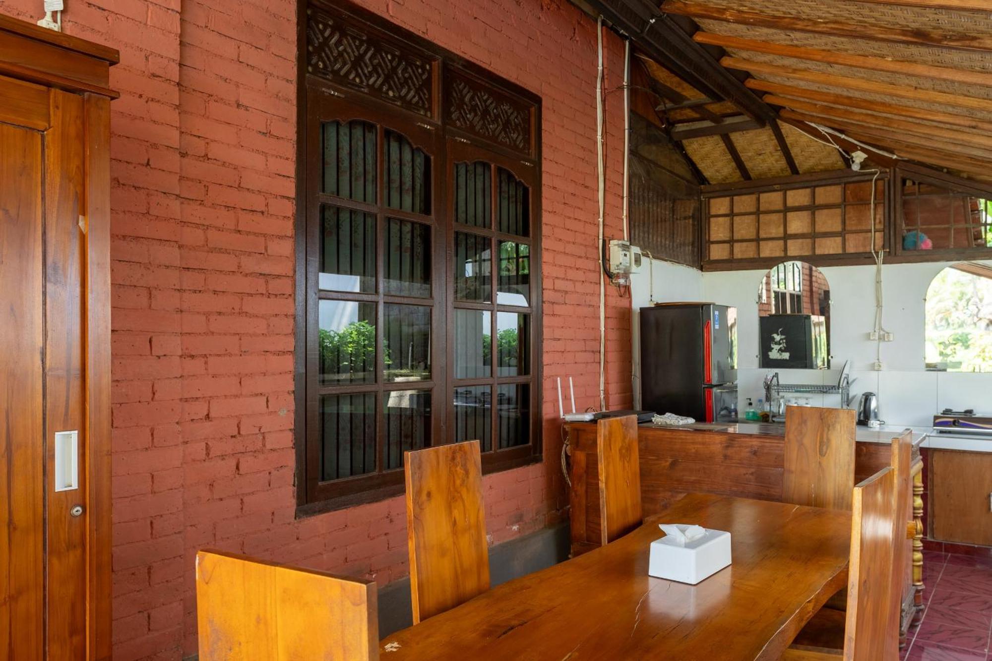 Pondok Hari Baik Balian Exterior photo