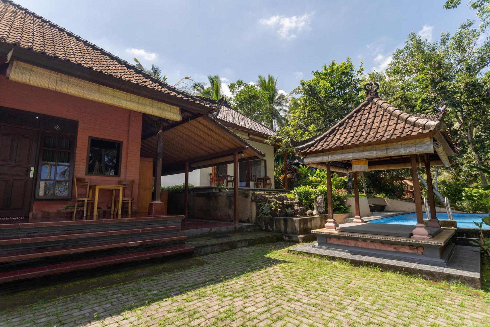 Pondok Hari Baik Balian Exterior photo