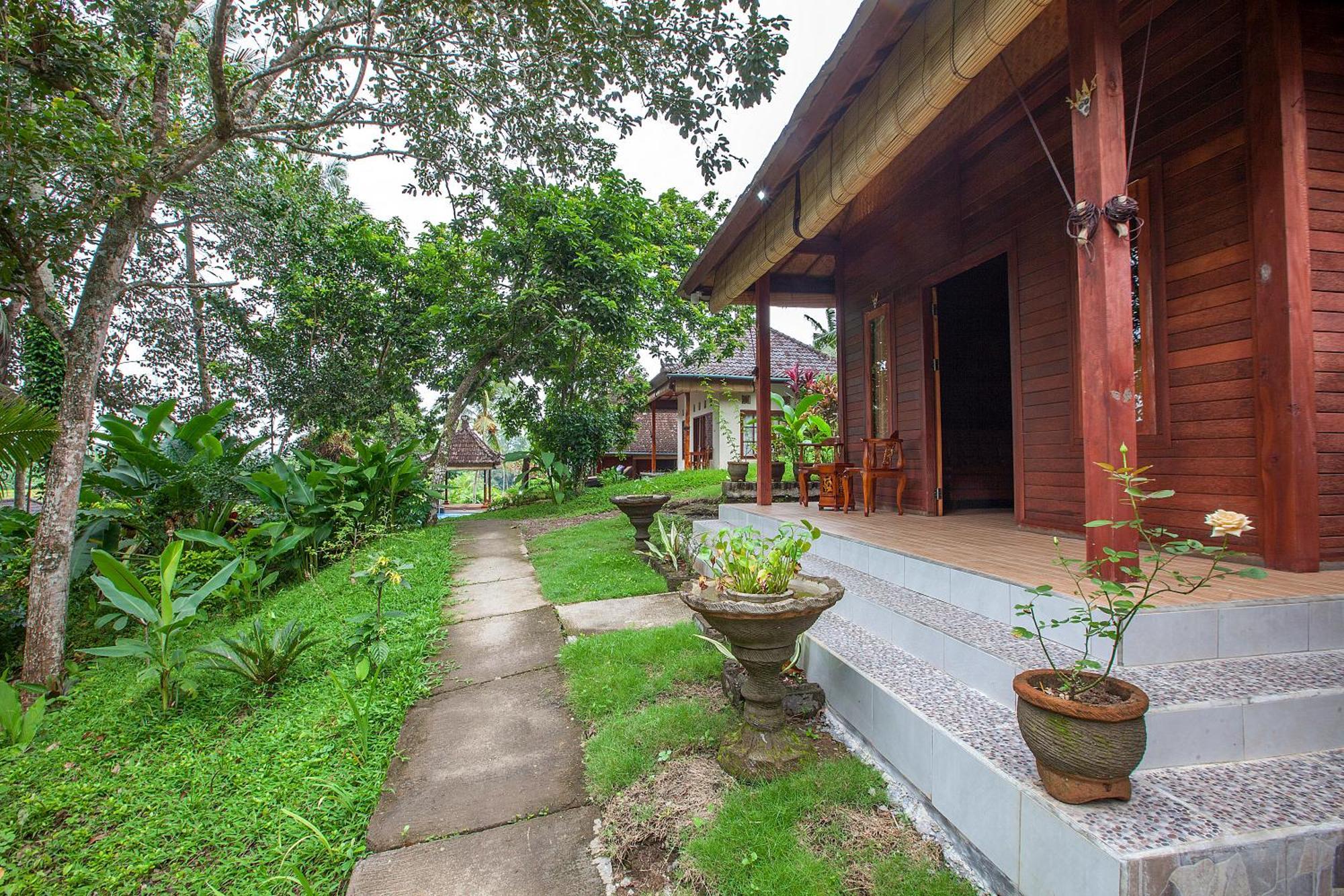 Pondok Hari Baik Balian Exterior photo